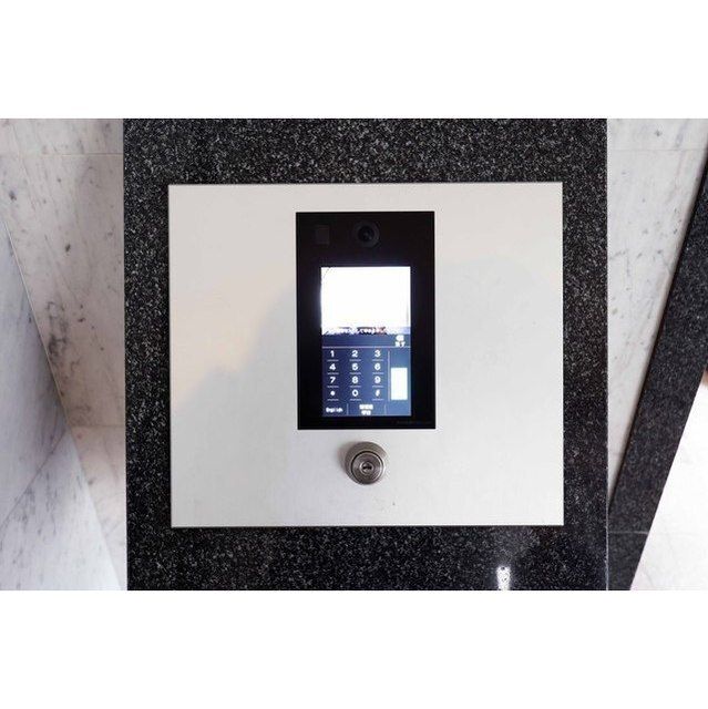 エントランス　オートロック