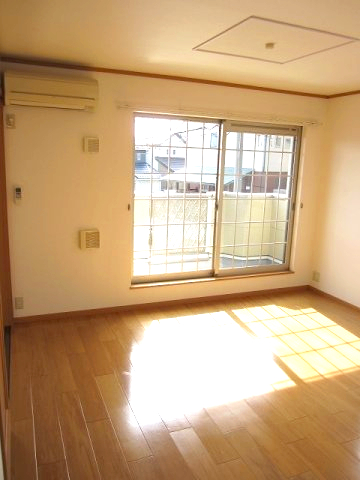 居室・リビング　ゆったりとした居間です