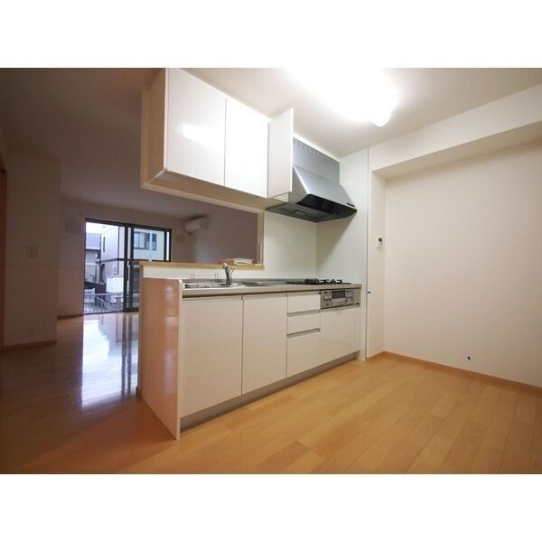 その他部屋・スペース　LDK　13.4帖(エアコン付)