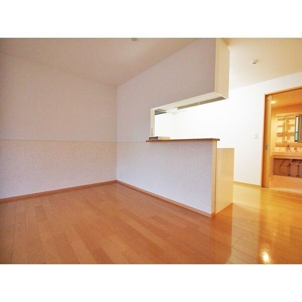 居室・リビング　対面式キッチン