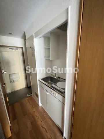 キッチン　コンパクトなキッチンで掃除もラクラク