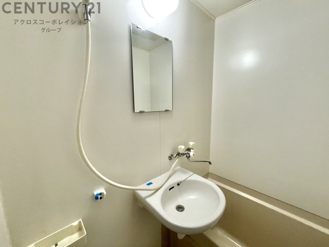 洗面設備　浴室内に洗面台あり☆