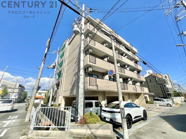 建物外観　オートロック、宅配ボックス完備☆