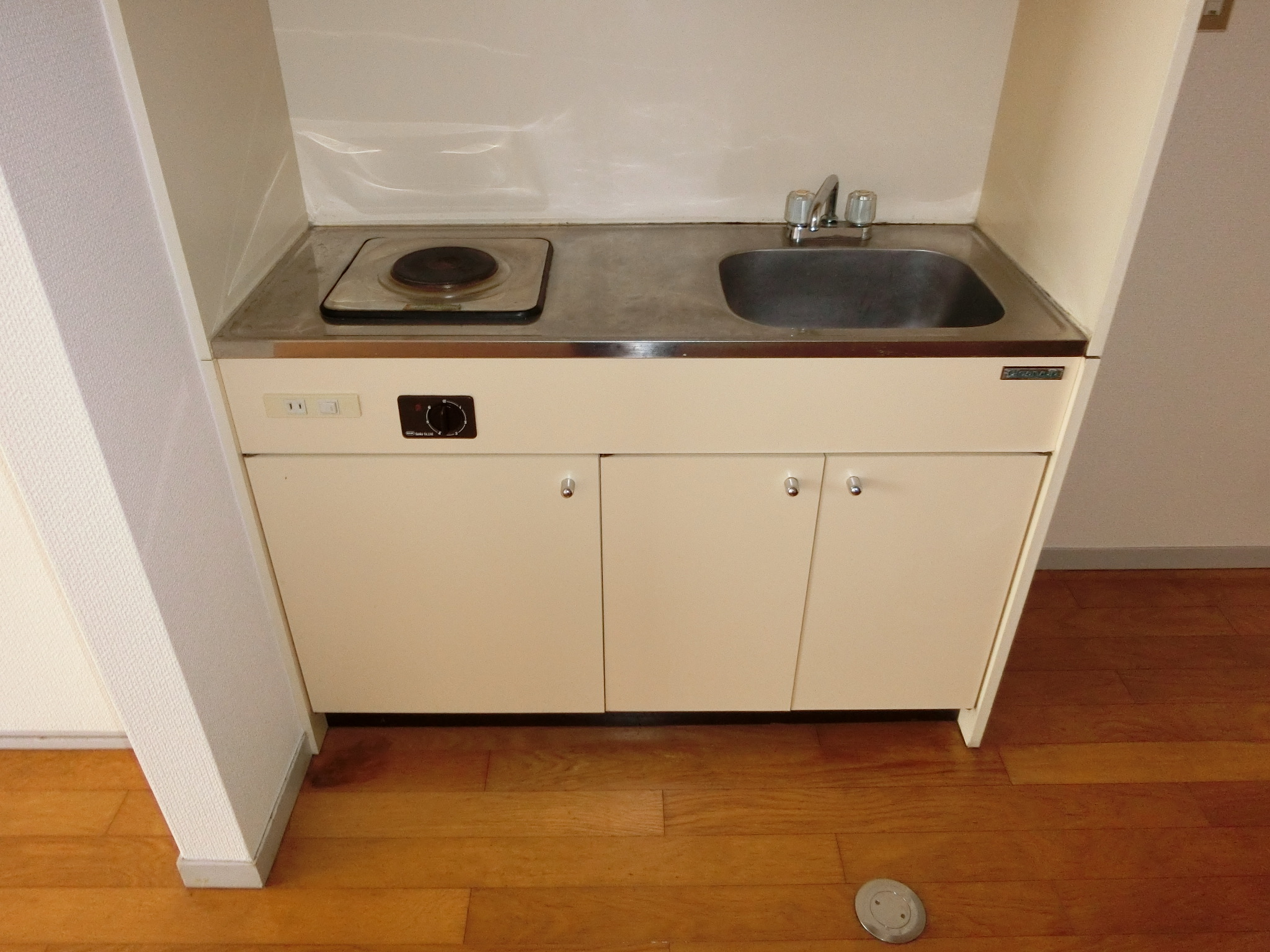 キッチン　※別のお部屋の写真です。現況を優先させていただきます。
