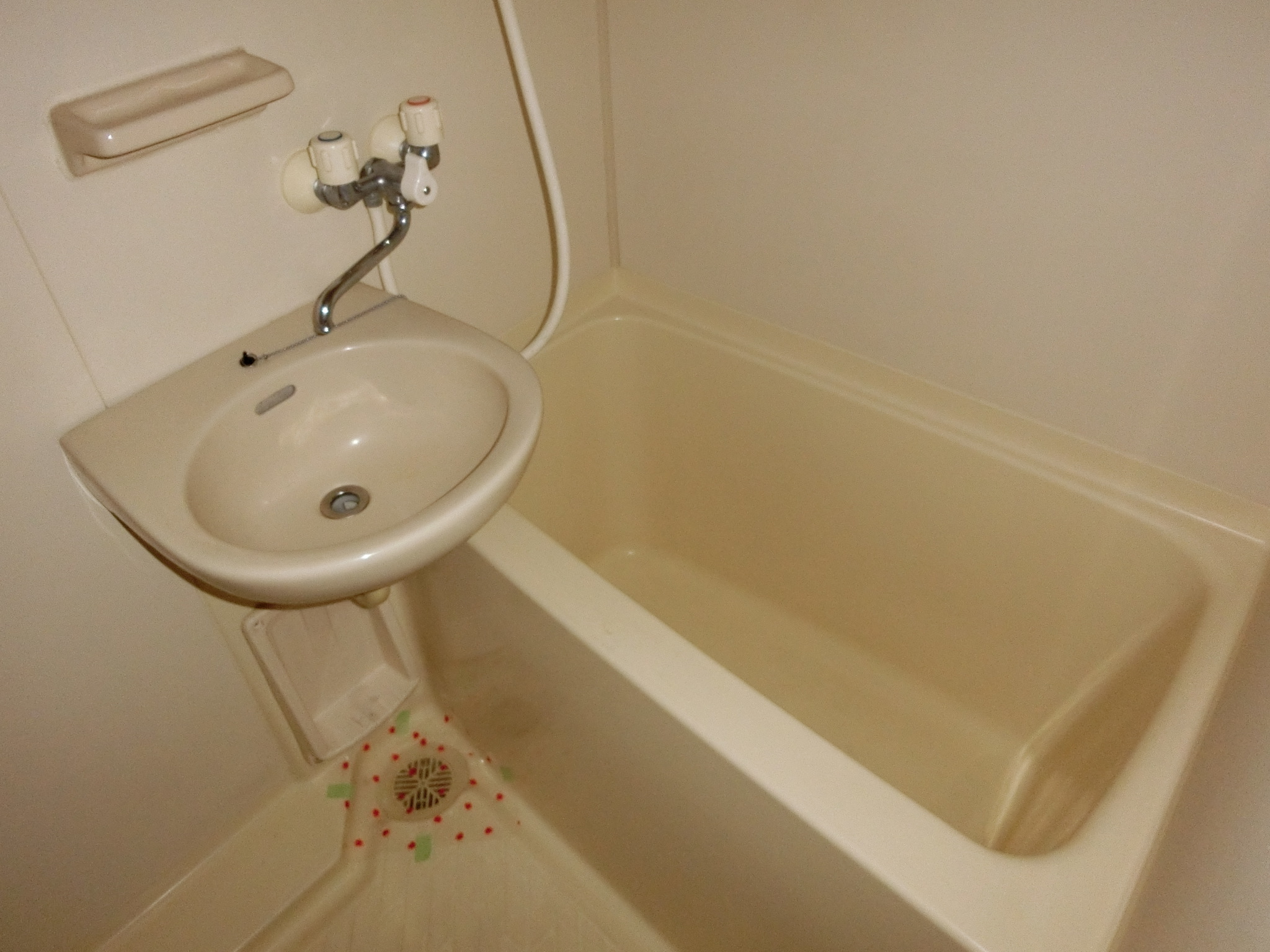 バス・シャワールーム　※別のお部屋の写真です。現況を優先させていただきます。