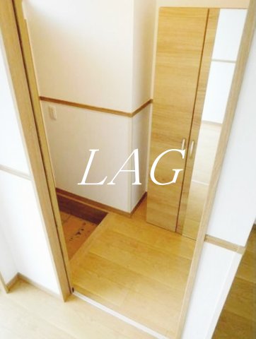 玄関　玄関です。