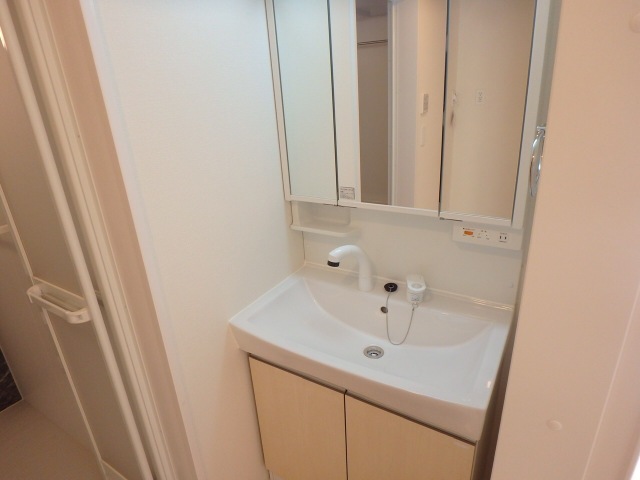 洗面設備　※別室の参考写真の為、現況優先です。