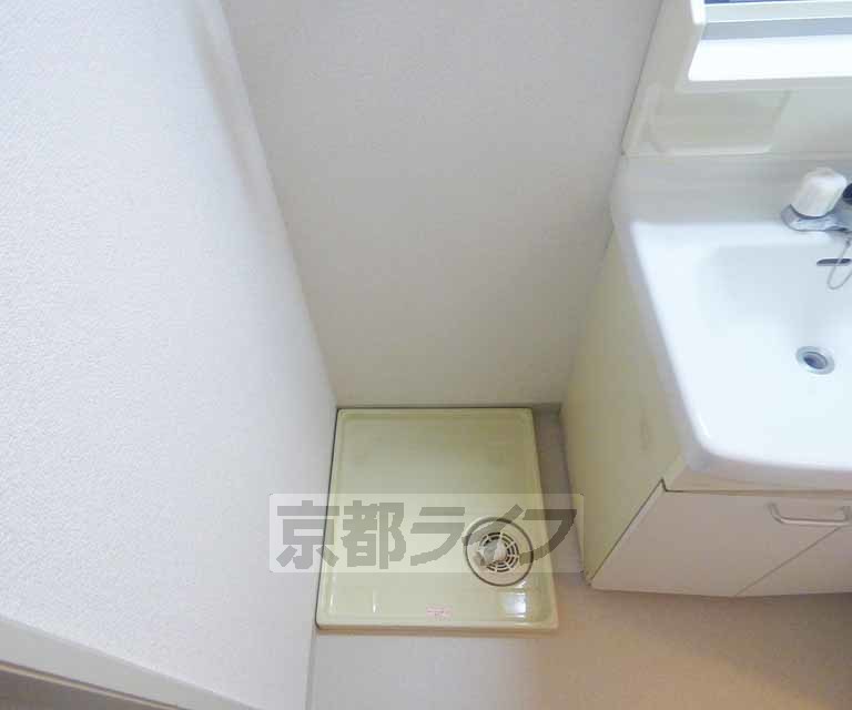 その他設備　洗濯機が置けます。