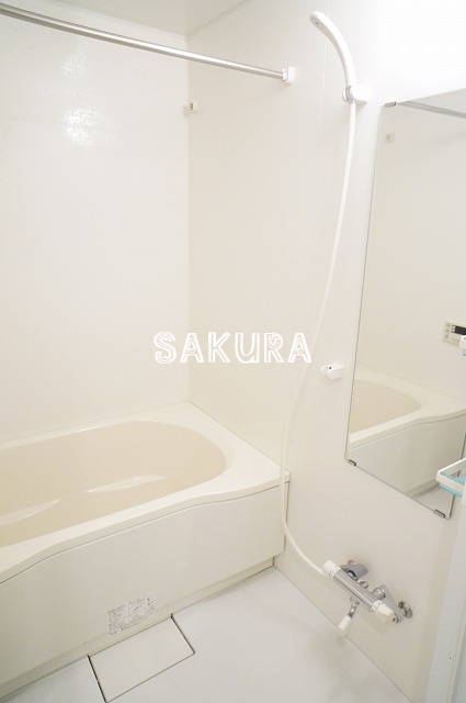 バス・シャワールーム　日々の疲れを癒すお風呂です♪