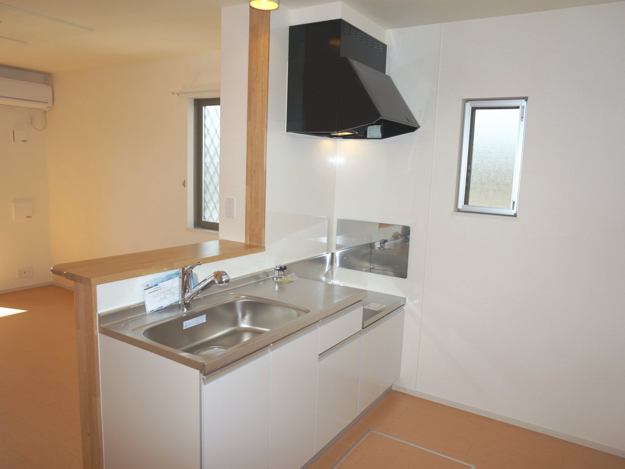 キッチン　カウンターキッチン！窓有り♪