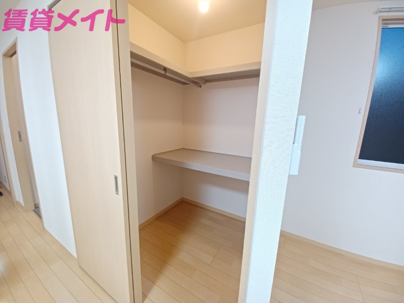 収納　別部屋参考写真です