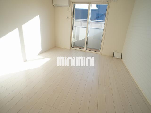 居室・リビング　エアコン付き　室内干しも可能