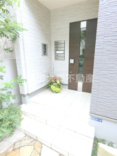 エントランス　TVモニター付オートロック　エントランス