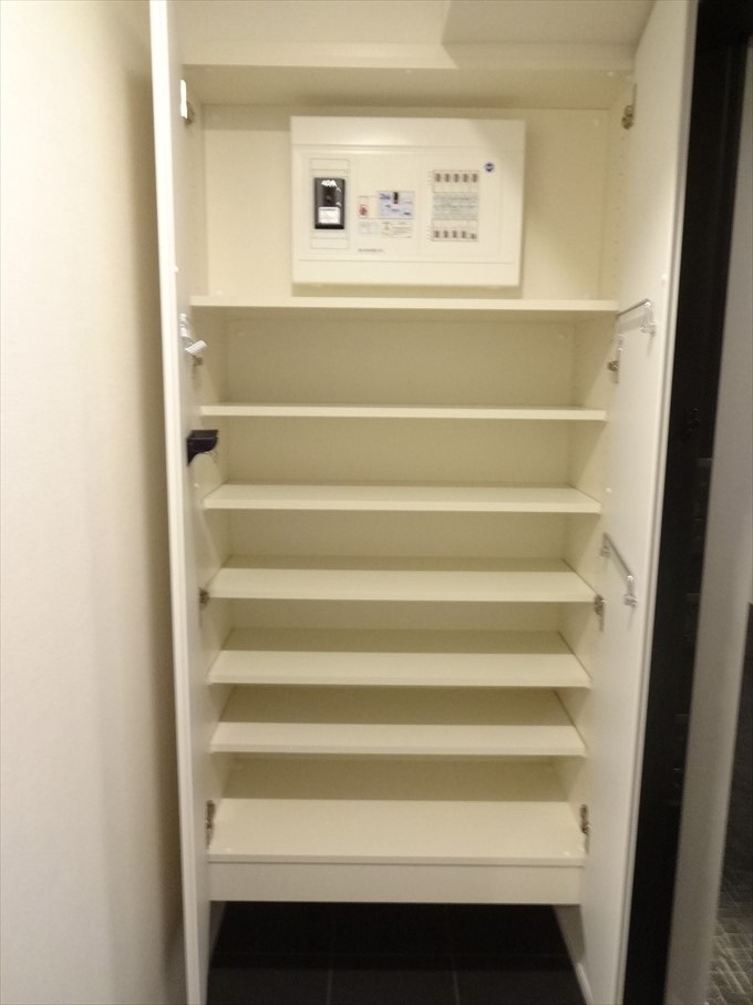 収納　同マンション別部屋