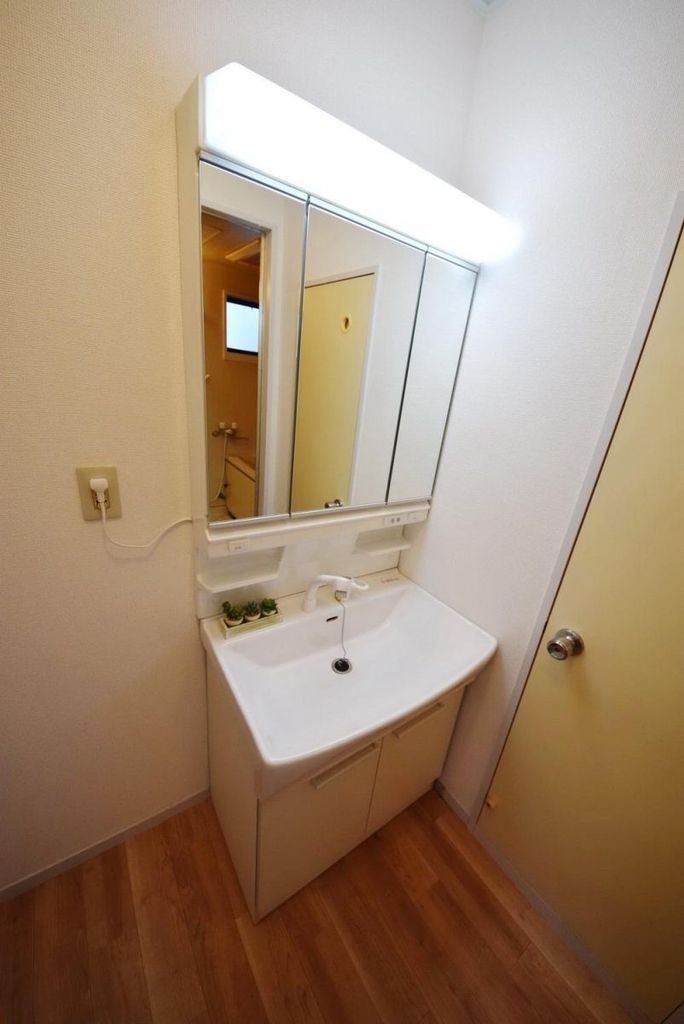 洗面設備　モデルルームの写真です