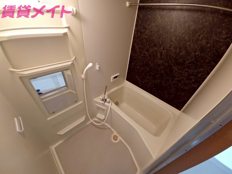 バス・シャワールーム　別部屋参考写真です