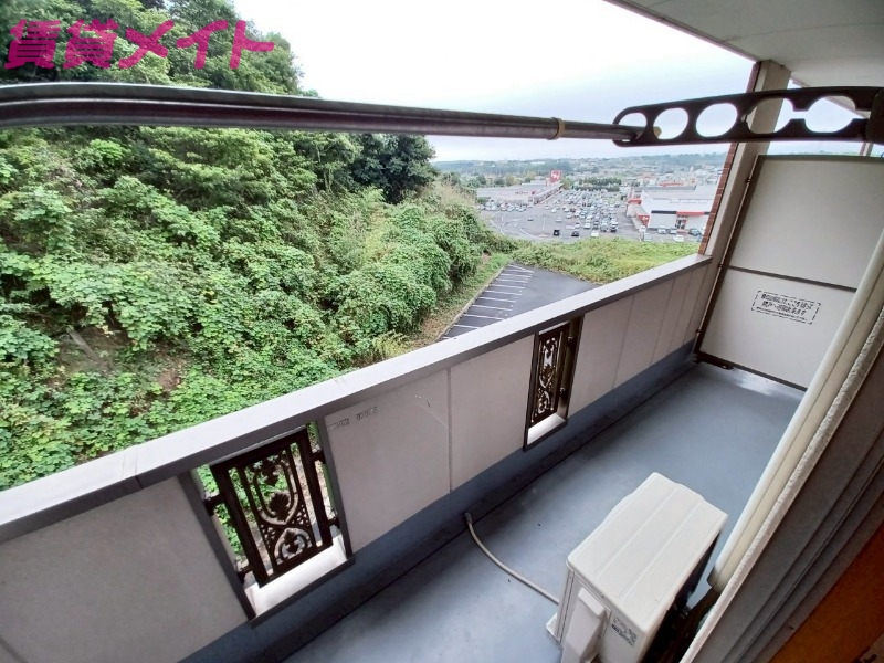 バルコニー　別部屋参考写真です