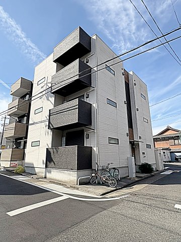 建物外観　外観は落ち着いています