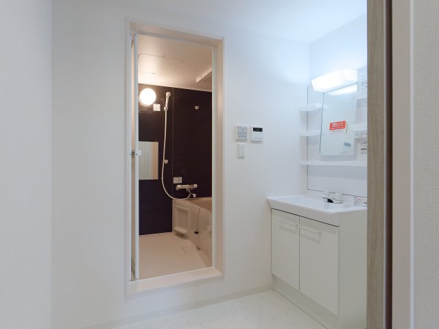 洗面設備　同物件別部屋イメージ写真（反転タイプ有）