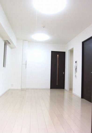 居室・リビング　※別部屋の参考写真です。