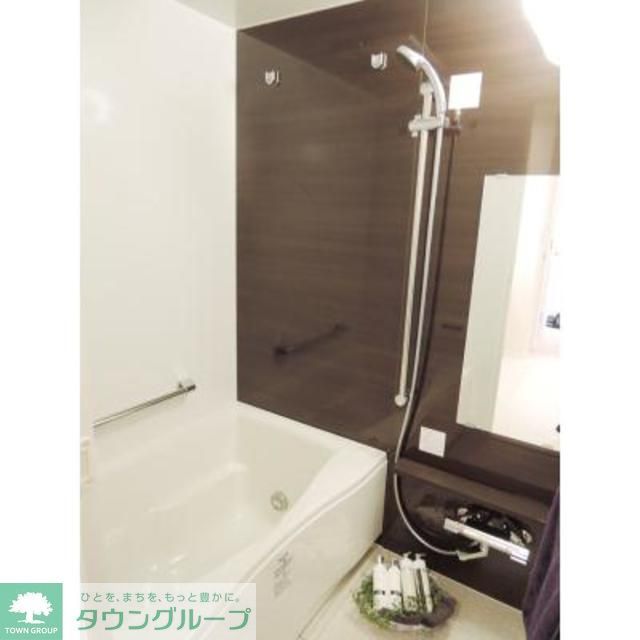 バス・シャワールーム　※写真は同タイプ住戸です。