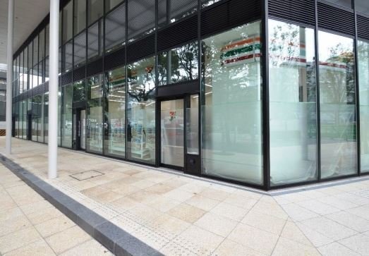 コンビニ　セブンイレブン 勝どき5丁目店（コンビニ）まで325m