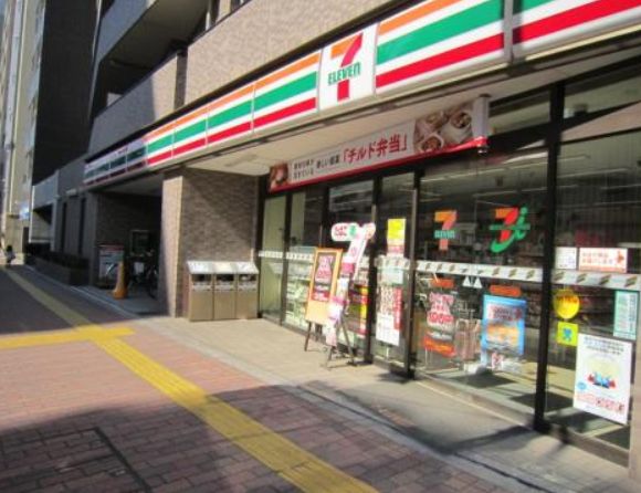 コンビニ　セブンイレブン文京小石川4丁目店（コンビニ）まで123m