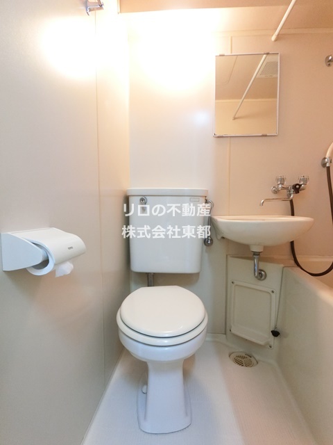 トイレ　※写真は同タイプの室内。仕様・設備は現況優先です※