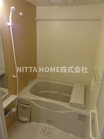 バス・シャワールーム　追い焚き機能＆浴室乾燥機付きのバスルーム☆彡