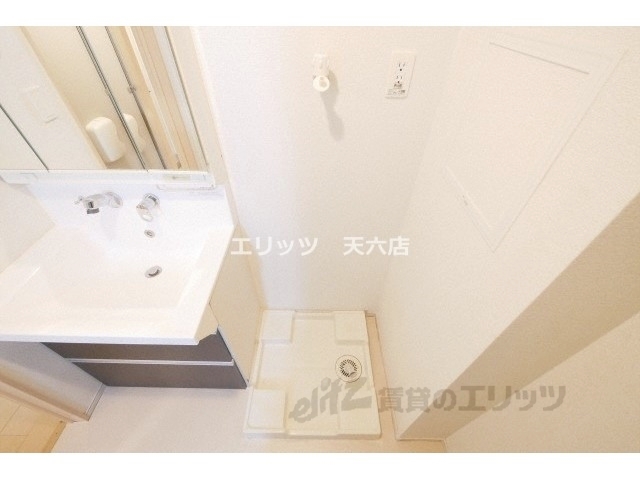 その他部屋・スペース　洗濯機置場