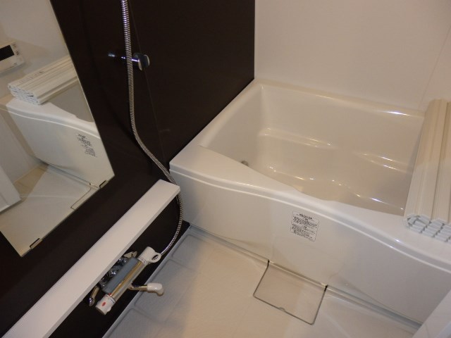 バス・シャワールーム　バス※別部屋参考写真