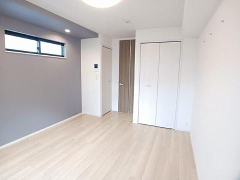 居室・リビング　室内