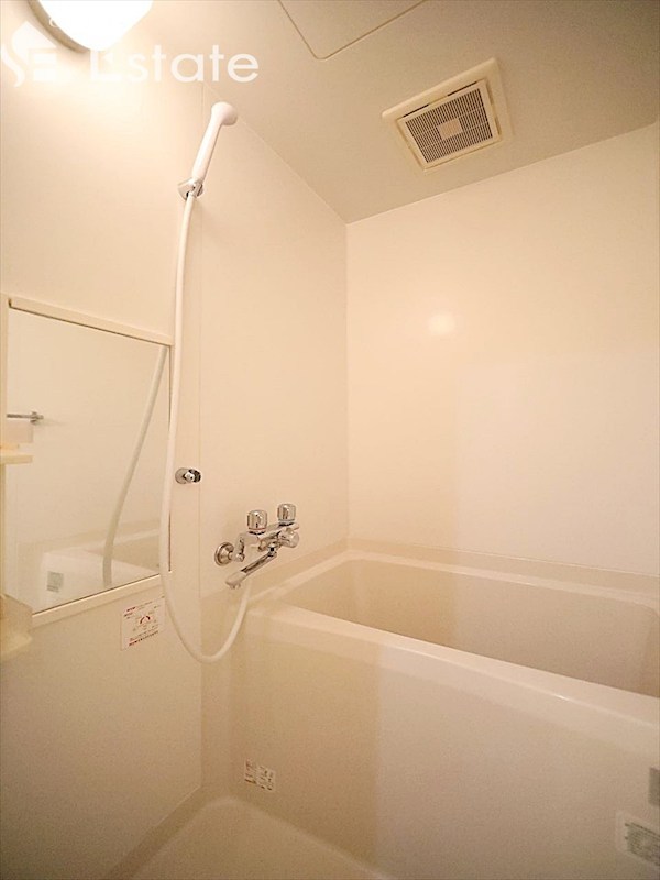 バス・シャワールーム　バスルーム