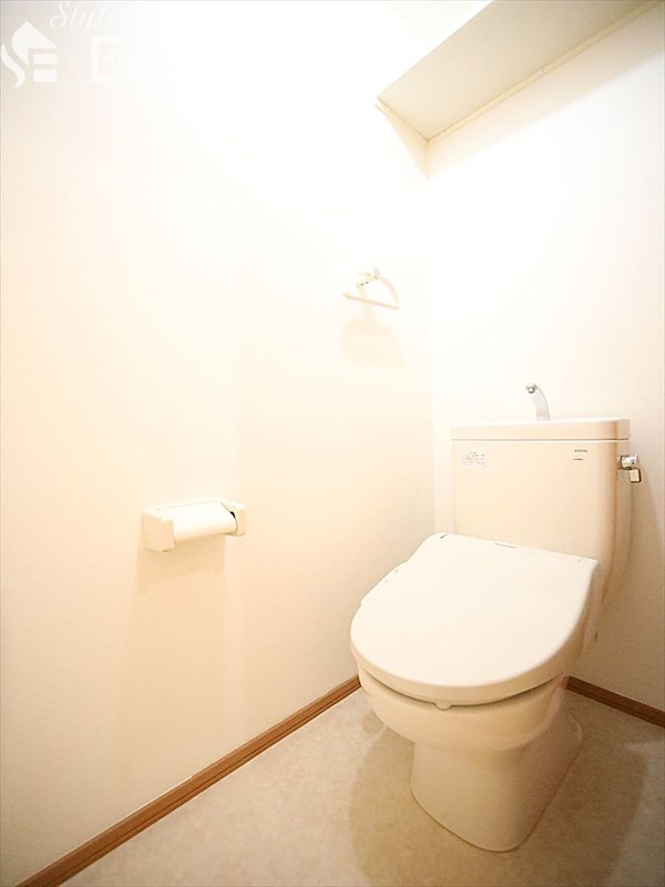 トイレ　トイレ