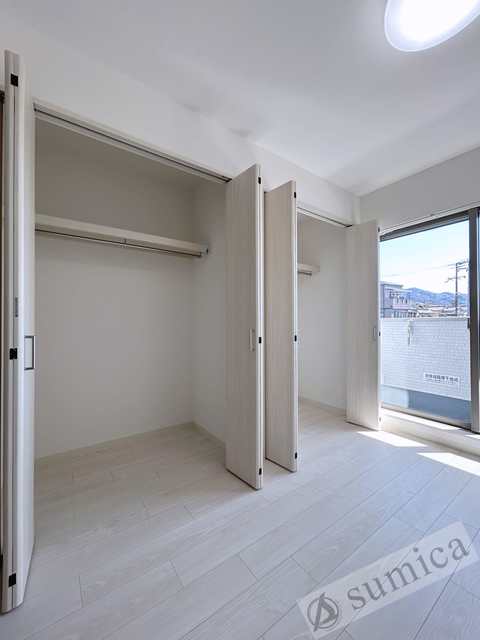 収納　収納力抜群の壁一面のクローゼットです♪♪