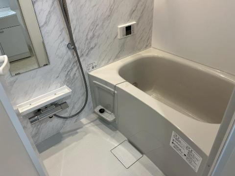 バス・シャワールーム　バス