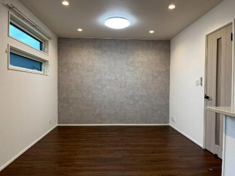 居室・リビング　室内