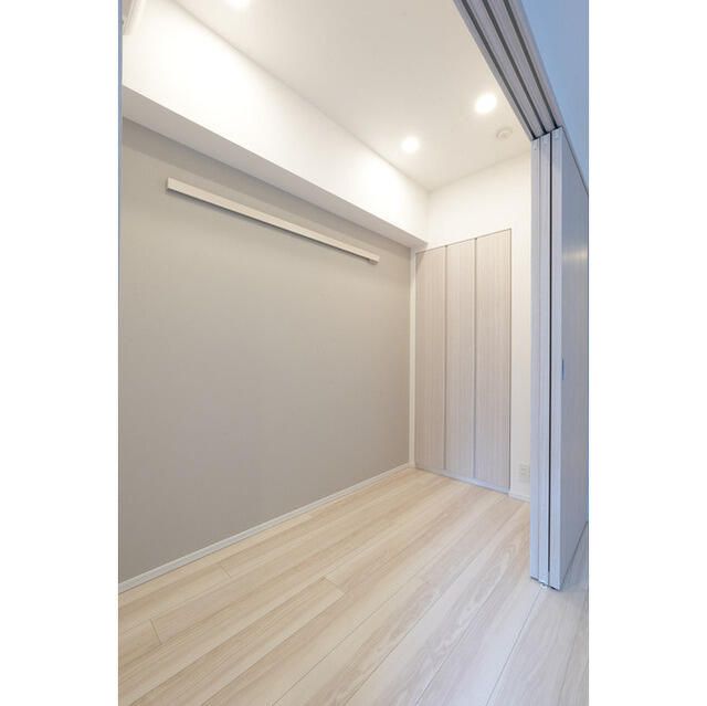 バルコニー　■洋室