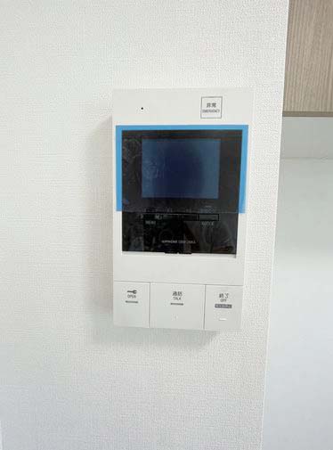 セキュリティ　★モニター付きインターホンで来客時も安心★