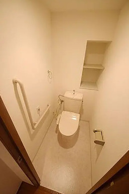 トイレ　写真は同タイプ住居です