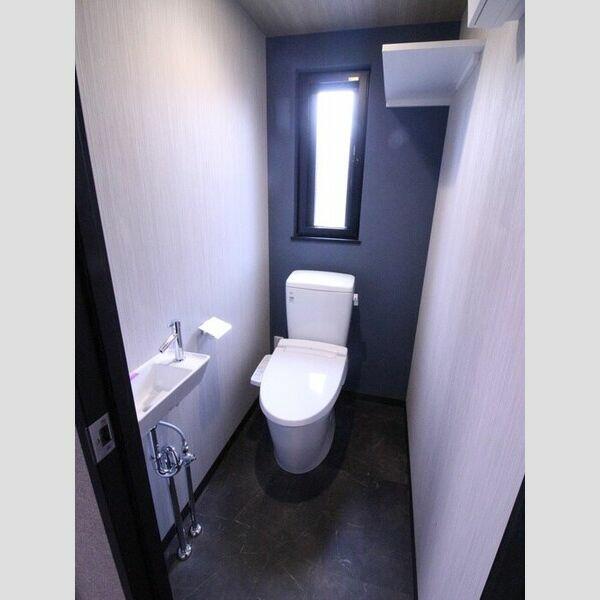 トイレ　トイレ