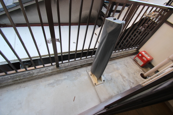 バルコニー　※写真は別号室です