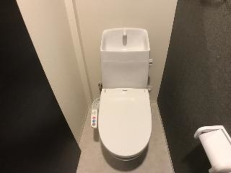 トイレ　図面と現状に相違がある場合には現状を優先