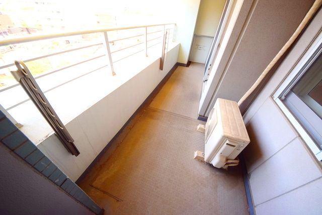 バルコニー　同シリーズ