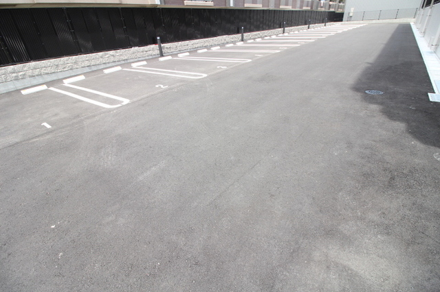 駐車場　駐車場