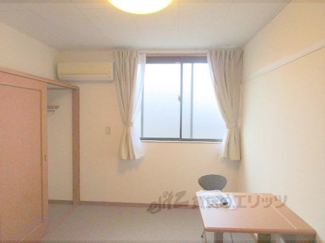 居室・リビング　洋室