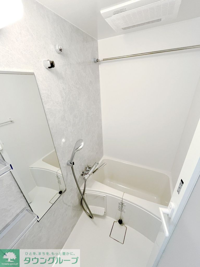 バス・シャワールーム　洗面