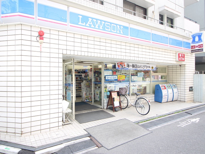 コンビニ　ローソン（コンビニ）まで112m