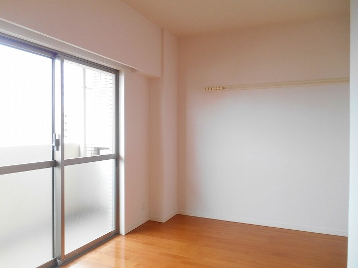 居室・リビング　同物件別部屋参考写真です