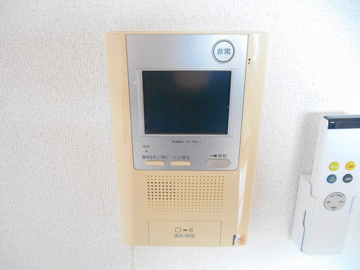 セキュリティ　同物件別部屋参考写真です